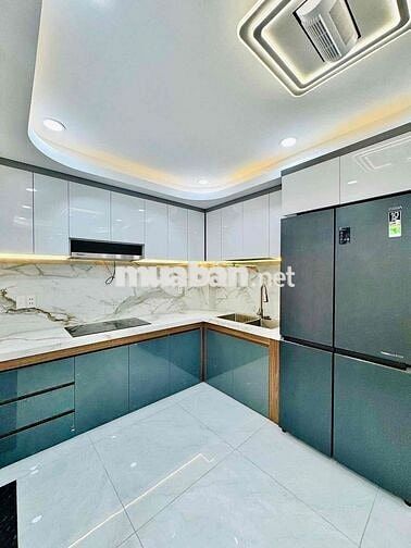 Cô My cần bán gấp nhà đường Tản Đà, Quận 5. Giá 5Tỷ 380Triệu/ DT 5x9m.