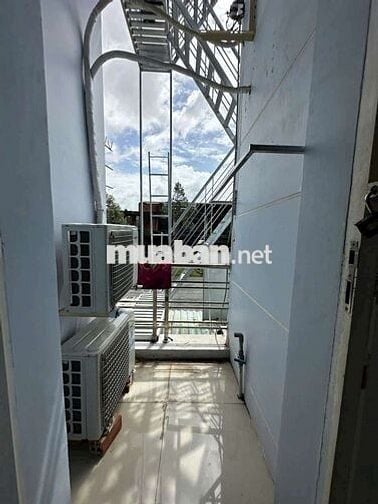 CHO THUÊ PHÒNG TRỌ 25M2 KDC 586 GẦN CHỢ FULL NỘI THẤT GIÁ 2.9TR/THÁNG