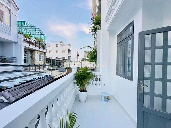 NHÀ 4LẦU NGUYỄN THỊ ĐẶNG QUẬN 12
