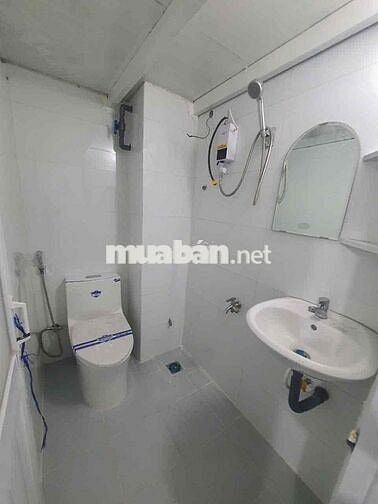 DUPLEX RỘNG RÃI, CỬA SỔ ĐÓN NẮNG - GẦN ĐH KINH TẾ, ĐH Bách Khoa