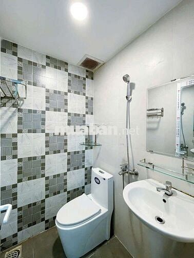 Căn Hộ Xinh Đầy Đủ Tiện Nghi Gần Đại Học Sư Phạm Q5