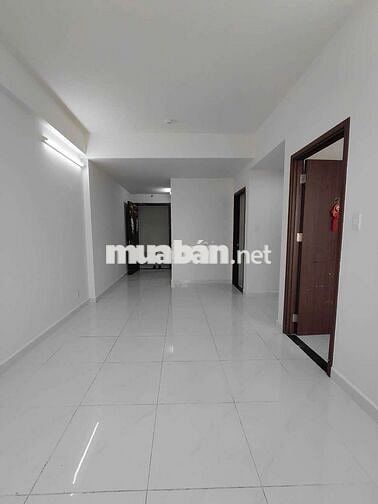 Cho thuê căn hộ Green river 2pn 2wc nhà trống 8,5tr, có máy lạnh 9tr