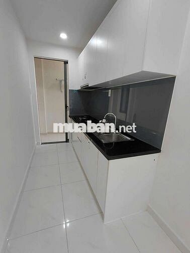 Cho thuê căn hộ Green river 2pn 2wc nhà trống 8,5tr, có máy lạnh 9tr