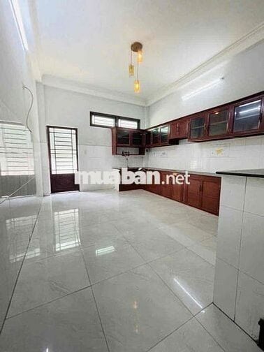 BÁN NHÀ 3 TẦNG MT ĐƯỜNG 48 HBC , ĐƯỜNG THÔNG KINH DOANH SẦM UẤT.