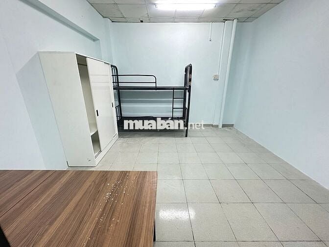Phòng trọ cao cấp giá tốt 3tr2 Huỳnh Tấn Phát sát UFM, Cầu Tân Thuận