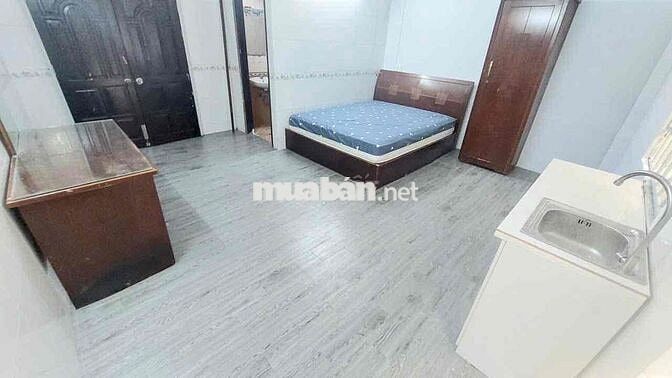 Phòng giá rẻ, có thang máy, bãi xe lớn, ở 3-4ng, sát Quận 5, quận 7, .