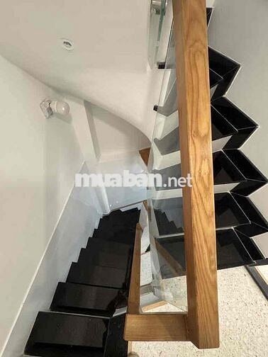 PHÙNG VĂN CUNG 4TẦNG ĐÚC BTCT CÁCH VÀI CĂN RA MẶT TIỀN GIÁ 4,690TỶ TL