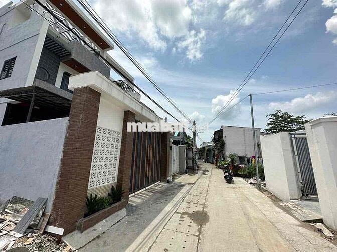 Siêu phẩm nhà 1 trệt 1 lầu Bình Hòa – Ngã Ba Cửu Long, SHR, chỉ 800tr