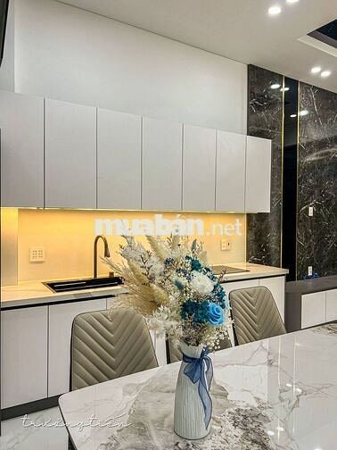 NHÀ MỚI ĐẸP CÒN KIÊN CỐ GIÁ RẺ 1TY450/120M2 NỘI THẤT ĐẦY ĐỦ SHR