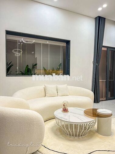 NHÀ MỚI ĐẸP CÒN KIÊN CỐ GIÁ RẺ 1TY450/120M2 NỘI THẤT ĐẦY ĐỦ SHR