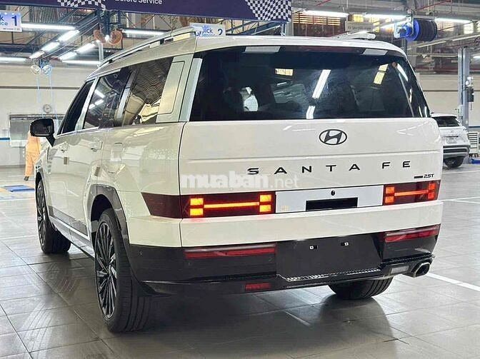 Santa Fe 2025 Nội thất Nâu - Giảm 99% Thuế