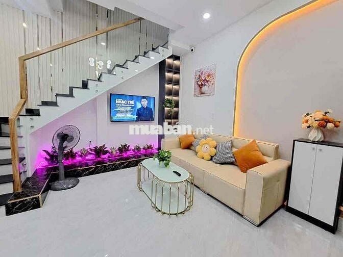 Bán Nhà Gò Vấp - 44m2-3tầng - Mặt Tiền Ngang Khủng 9m