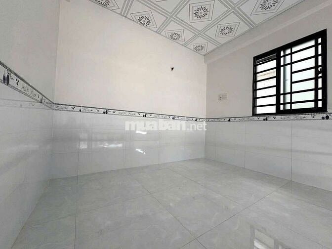 CHO THUÊ PHÒNG TRỌ MẶT TIỀN ĐỐI DIỆN BV HOÀN MỸ DTSD 40M2 GIÁ 2.8TR