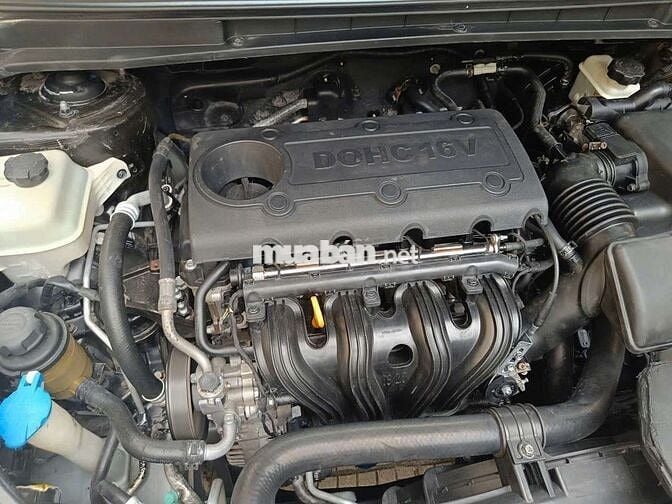 Kia Carens 2009 SX 2.0 AT - 15000 km