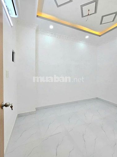 Bán NHÀ ĐẸP,, 1 LẦU - MẶT Vị Trí : Hẻm 4m.Huỳnh Tấn Phát