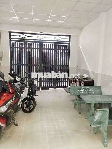 Cho thuê nhà 4 tầng mới tinh ĐHT 06, Quận 12