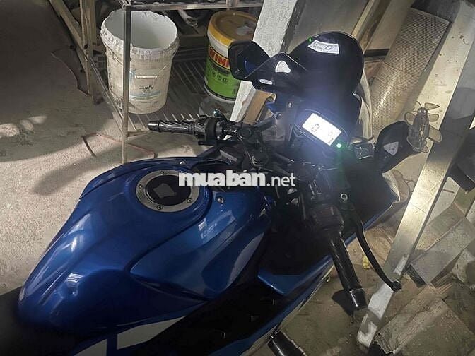 Suzuki GSX 150R có CCCD chủ cũ