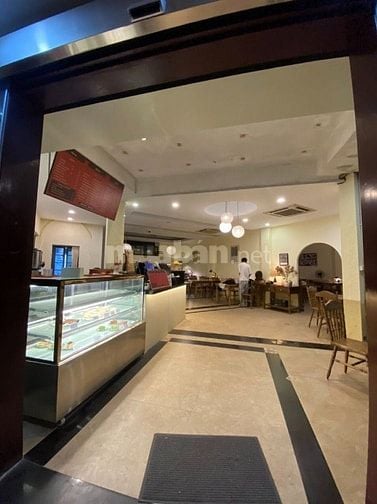 Bán nhà mặt phố Trần Phú 110m, 5 tầng, vỉa hè rộng, kinh doanh