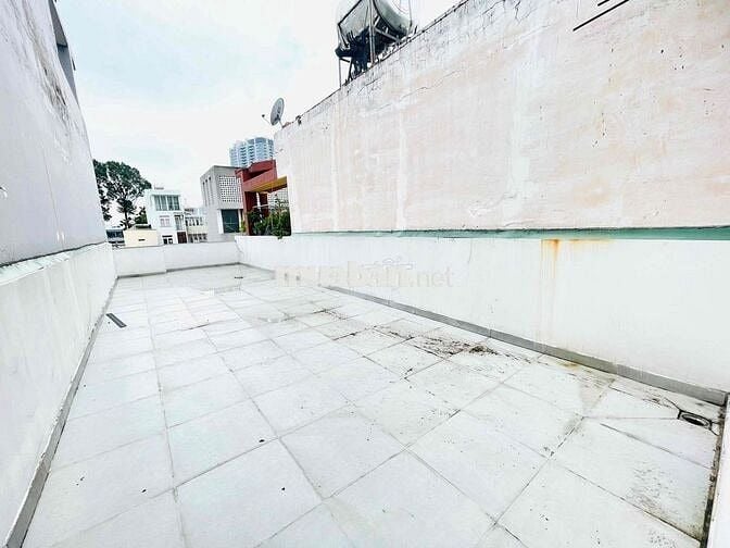 SIÊU PHẨM NHÀ ĐẸP 92C BẠCH MÃ P.15 QUẬN 10 - 4 TẦNG - CÓ THANG MÁY