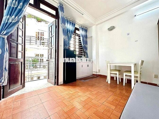 Căn Hộ STUDIO Ban Công - Cửa Sổ Thoáng Ngay Chợ Nguyễn Văn Trỗi Quận 3