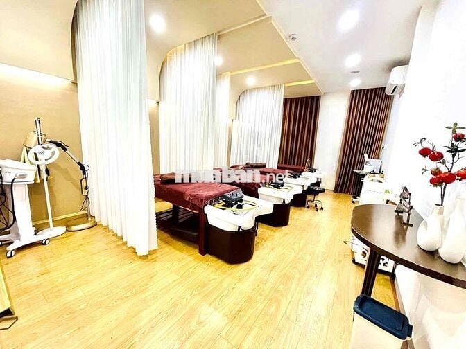 SIÊU PHẨM CHO THUÊ MẶT TIỀN 88A ĐƯỜNG 3/2 Q10 - NỘI THẤT SPA CAO CẤP