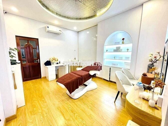 SIÊU PHẨM CHO THUÊ MẶT TIỀN 88A ĐƯỜNG 3/2 Q10 - NỘI THẤT SPA CAO CẤP