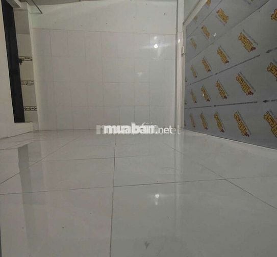 Phòng 1 trệt 1 lầu gần Đại Học Luật 3.5triệu