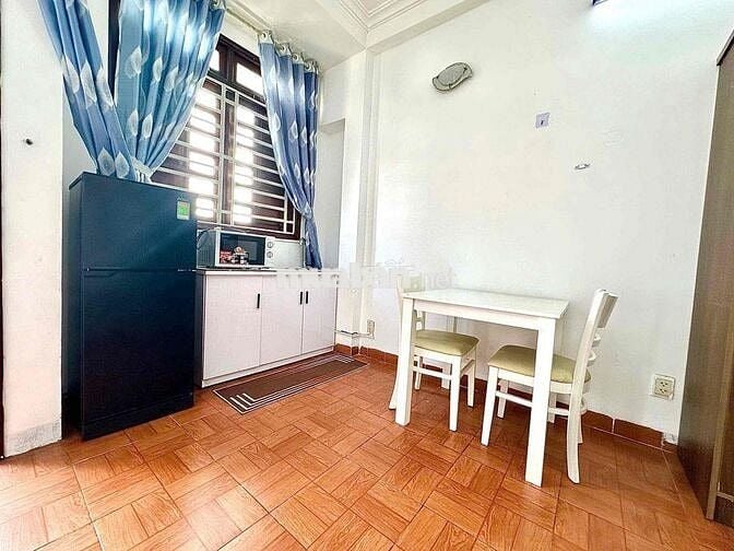 Căn Hộ STUDIO Ban Công - Cửa Sổ Thoáng Ngay Chợ Nguyễn Văn Trỗi Quận 3