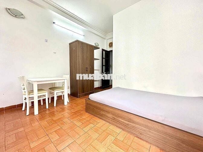 Căn Hộ STUDIO Ban Công - Cửa Sổ Thoáng Ngay Chợ Nguyễn Văn Trỗi Quận 3