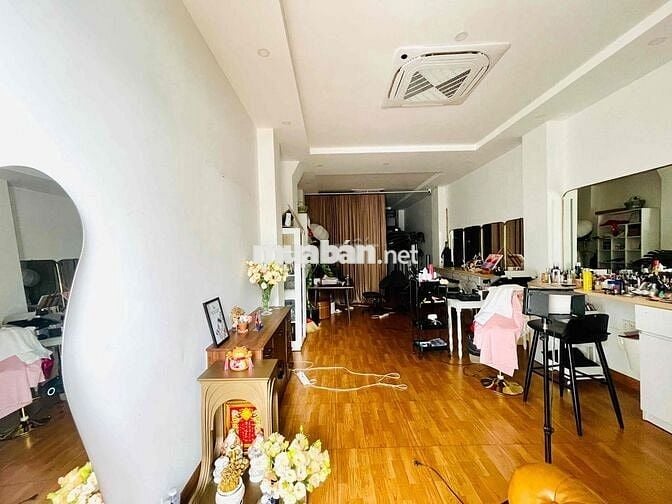 SIÊU PHẨM NHÀ ĐẸP 92C BẠCH MÃ P.15 QUẬN 10 - 4 TẦNG - CÓ THANG MÁY