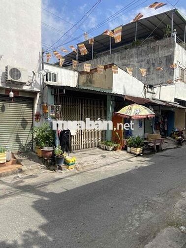 Gia đình cần bán nhà c4 đang cho thuê diện tích 100m2 giá 1ty050tr