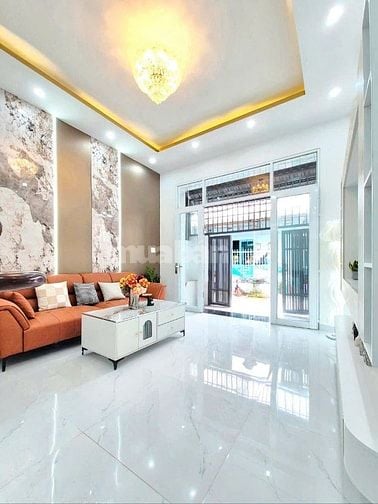 Nhà sổ hồng riêng 2 lầu, gần Phú Mỹ Hưng quận 7