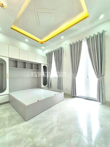 Nhà sổ hồng riêng 2 lầu, gần Phú Mỹ Hưng quận 7