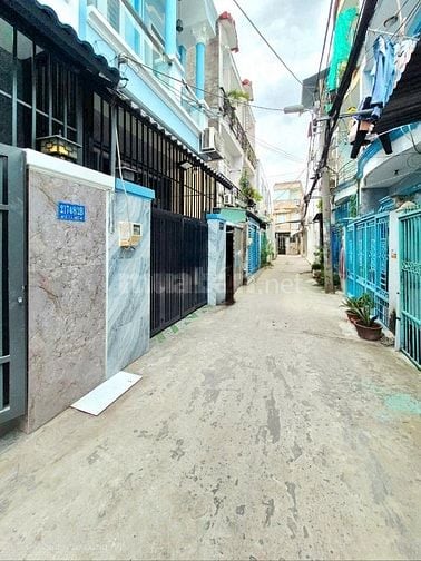 Nhà sổ hồng riêng 2 lầu, gần Phú Mỹ Hưng quận 7