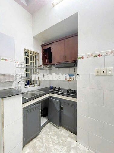 Cho thuê nhà mới 2 PN 3wc phường 7, Phú Nhuận