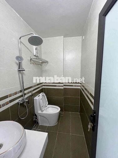 Bán nhà ngõ Đê La Thành 52m 5 tầng ngõ ô tô kd giá 11 tỷ