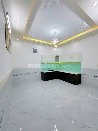 Bán nhanh nhà Phạm Văn Đồng, Thủ Đức. Giá: 2 tỷ 520tr, sổ hồng riêng, 