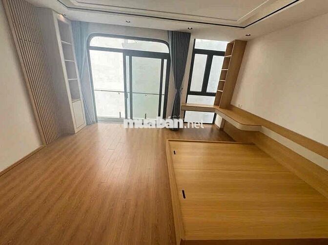 Bán nhà ngõ Tây Sơn 40,5m 5 tầng thang máy cách ô tô 20m giá 13.8 tỷ