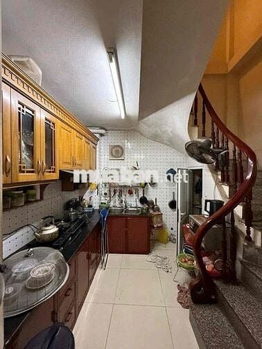 Bán nhà ngõ Láng 42m 4 tầng ngõ 3m 30m ra phố giá 10.3 tỷ còn tl mạnh