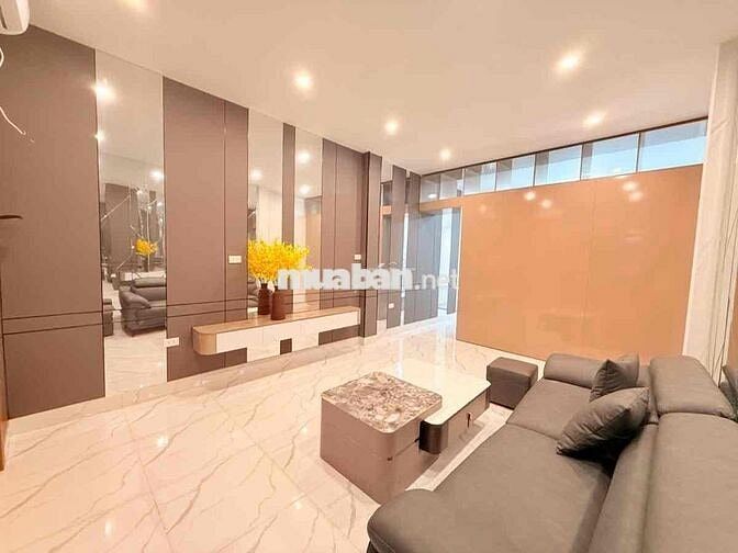 Tập Thể XN Thiết Kế Giao Thông (Thái Thịnh) - DT 120m - 4.4tỷ