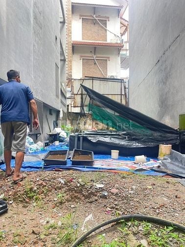 Bán đất Tây Hồ 80m2, cách phố 10m, thoáng trước sau, kinh doanh. 