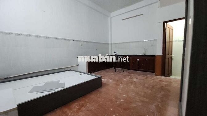 CHO THUÊ STUDIO  FULL NỘI THẤT RỘNG 30M2  - SÁT BÊN VĂN LANG CS3- IUH