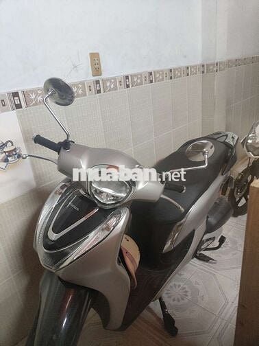 cần bán xe sh đời 2020