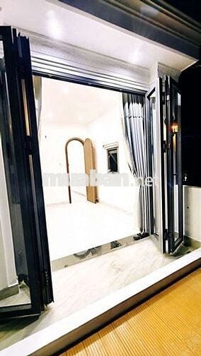 MẶT TIỀN MỚI – Ngay Văn Cao, Nguyễn Sơn – DTSD 65m2 – Nhỉnh 4 tỷ