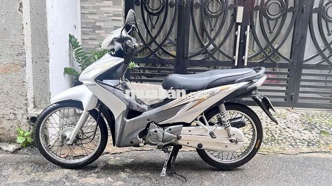 Cần bán xe Honda Wave 110 chính chủ còn mới, giấy