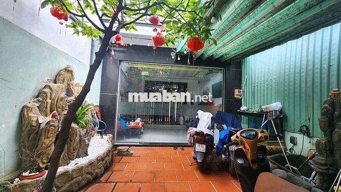 BÁN GẤP NHÀ ĐẸP 3 TẦNG, 113M2 XE HƠI THÔNG NGAY CẦU VƯỢT TÂN THỚI HIỆP