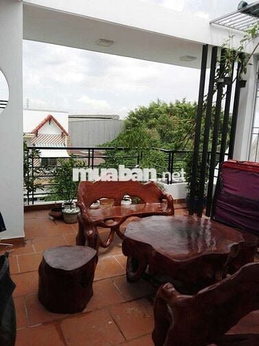 BÁN GẤP NHÀ ĐẸP 3 TẦNG, 113M2 XE HƠI THÔNG NGAY CẦU VƯỢT TÂN THỚI HIỆP