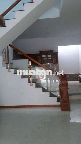 BÁN GẤP NHÀ ĐẸP 3 TẦNG, 113M2 XE HƠI THÔNG NGAY CẦU VƯỢT TÂN THỚI HIỆP