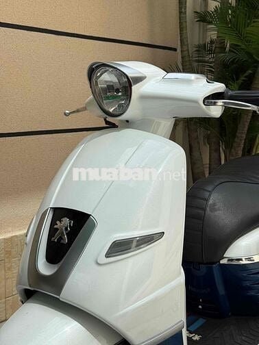 Peugeot 11/2023 ngay chủ sang tên ngay cần bán gấp