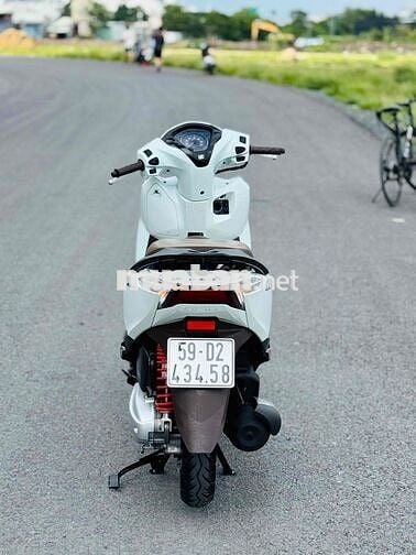 honda Lead màu trắng đen khoá smkey bstp 9 chủ